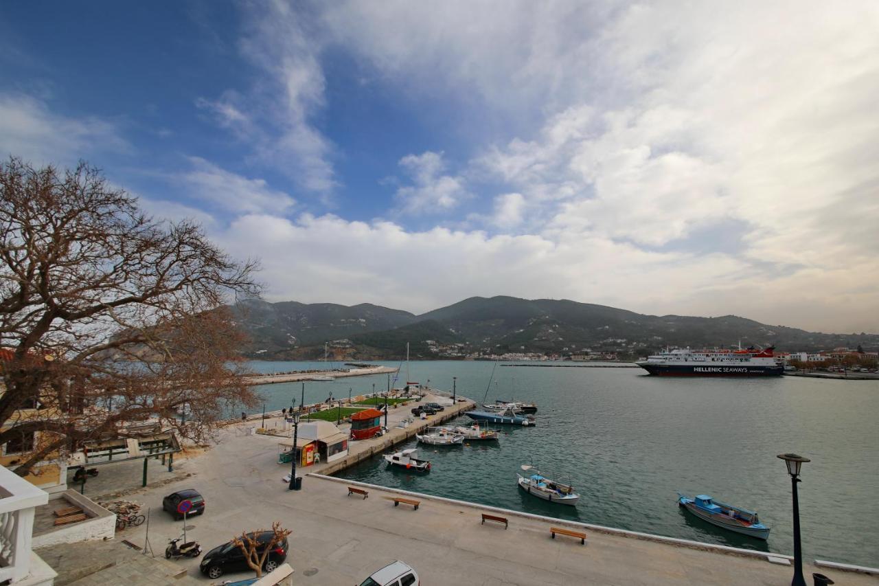 Molos House Skopelos Town Bagian luar foto